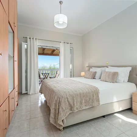 Rosa 3 Bedroom With Sea View