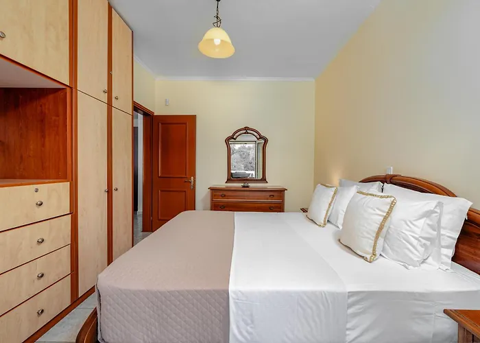 Villa Rosa 3 Bedroom With Sea View Tragaki